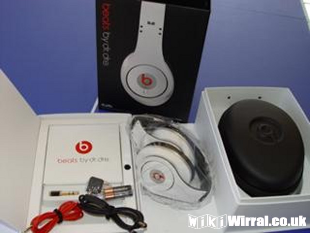 Attached picture dr dre big white.jpg